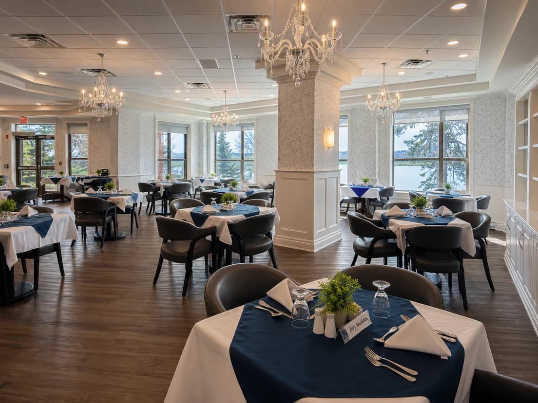 Dining at Kenny's Pond